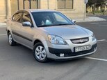Kia Rio-5