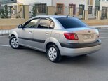 Kia Rio-7