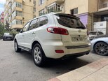 Hyundai Santa Fe-5