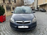 Opel Zafira-2