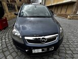 Opel Zafira-1