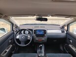 Nissan Tiida-21