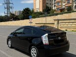 Toyota Prius-5