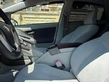 Toyota Prius-12