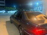 Mercedes E 240-13