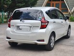 Nissan Note-7