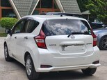 Nissan Note-8