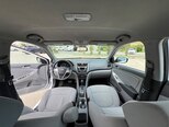 Hyundai Accent-16
