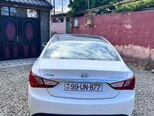 Hyundai Sonata-5