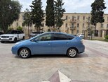 Toyota Prius-7