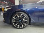 BMW i5-8