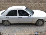 Mercedes 190-4