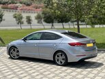 Hyundai Elantra-6