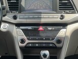 Hyundai Elantra-9