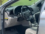Hyundai Elantra-11