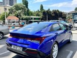Hyundai Elantra-4
