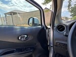 Nissan Note-7