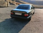 Mercedes 220 E-9