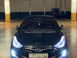 Hyundai Elantra-3