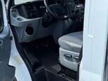 Ford Transit-14