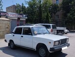 LADA (VAZ) 2107-2