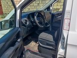 Mercedes Metris-8