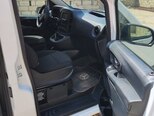 Mercedes Metris-10