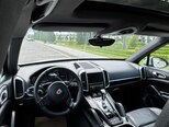 Porsche Cayenne-3