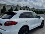 Porsche Cayenne-9