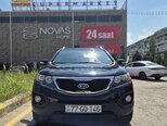 Kia Sorento-11