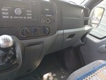 Ford Transit-10