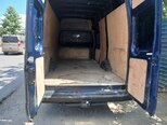 Ford Transit-12