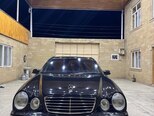 Mercedes E 280-1