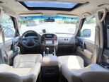 Mitsubishi Pajero-5