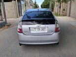 Toyota Prius-8