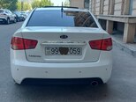 Kia Cerato-6