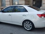 Kia Cerato-7