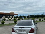 Mercedes E 270-3