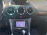 Opel Antara-8