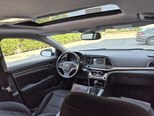 Hyundai Elantra-11