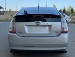 Toyota Prius-8