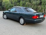 Mercedes E 240-5