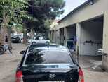 Hyundai Accent-4