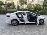 Hyundai Elantra-14