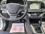 Hyundai Elantra-19