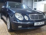 Mercedes E 220-1