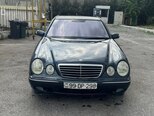 Mercedes E 270-1