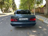 Mercedes E 220-6