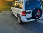 Mitsubishi Pajero io-6