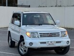 Mitsubishi Pajero io-7